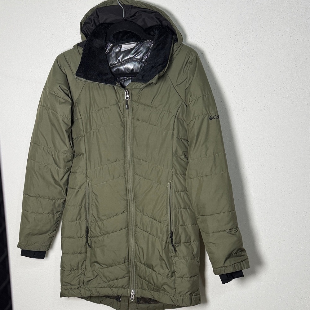 Columbia Women's Green Puffer Jacket
